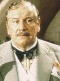 Poirot joue le jeu