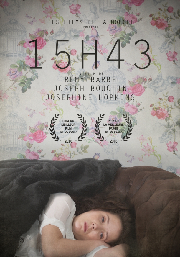 15h43